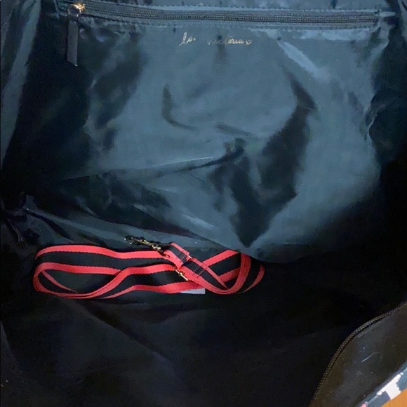 NWT VS Print Leopard Canvas Tote w Zipper - Picture 4 of 6